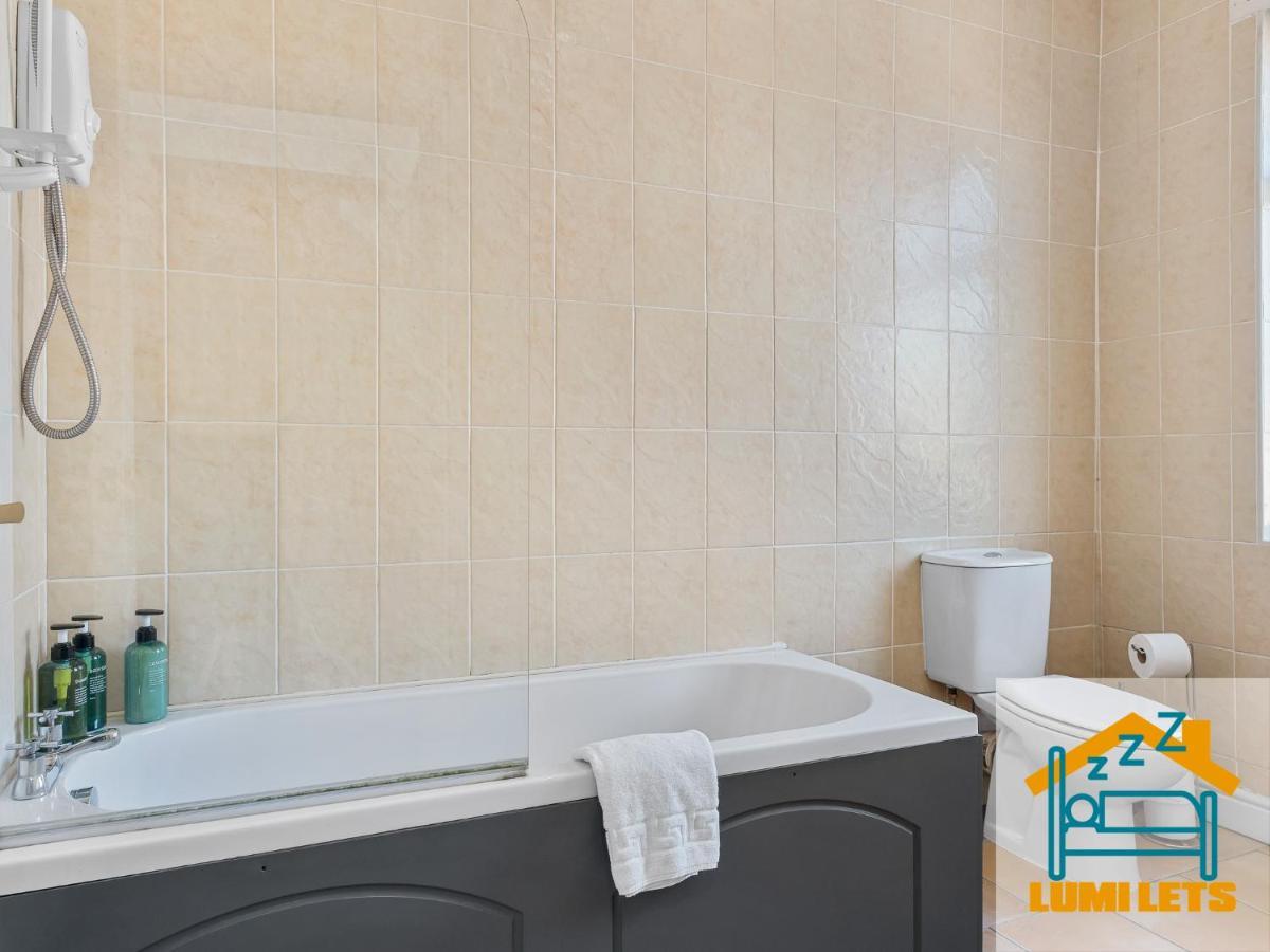 2Br Home In Barrow-In-Furness Sleeps 8 Close To Bae Systems, Hospital, Lakes エクステリア 写真